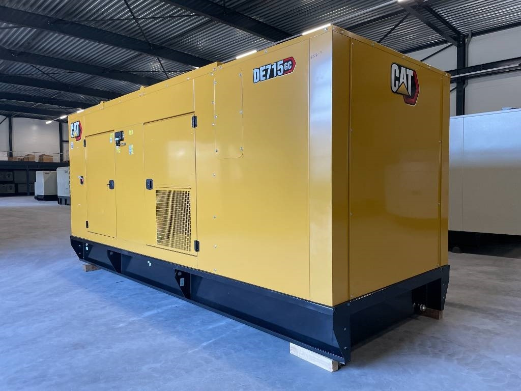 CAT DE715GC - 715 kVA Stand-by Generator - DPX-18224 - Generator set: picture 5 CAT DE715GC - 715 kVA Stand-by Generator - DPX-18224 - Generator set: picture 5