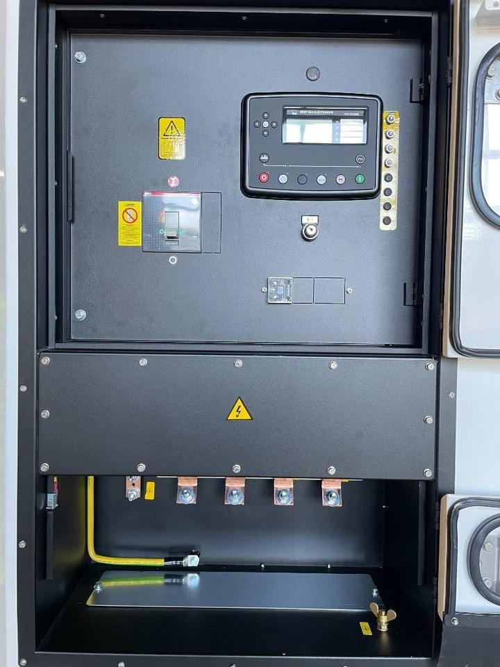 Volvo TAD882GE - 275 kVA Stage V Generator - DPX-19029 - Generator set: picture 3 Volvo TAD882GE - 275 kVA Stage V Generator - DPX-19029 - Generator set: picture 3