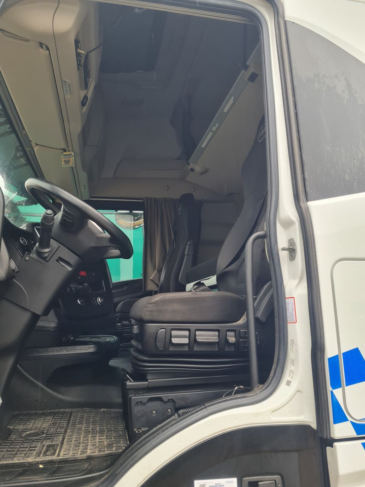 Tractor unit IVECO AS440ST/FP LT CIĄGNIK SIODŁOWY: picture 10