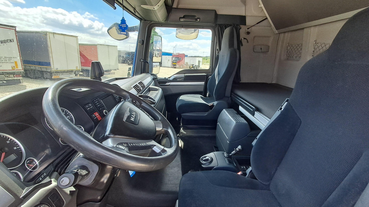 Tractor unit MAN TGX CIĄGNIK SIODŁOWY: picture 10