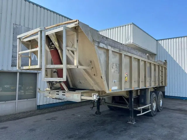 Benalu 2 Axle Alu Tipper , Spring Suspension , Drum Brakes, Fruehauf Axles - Tipper semi-trailer: picture 1 Benalu 2 Axle Alu Tipper , Spring Suspension , Drum Brakes, Fruehauf Axles - Tipper semi-trailer: picture 1