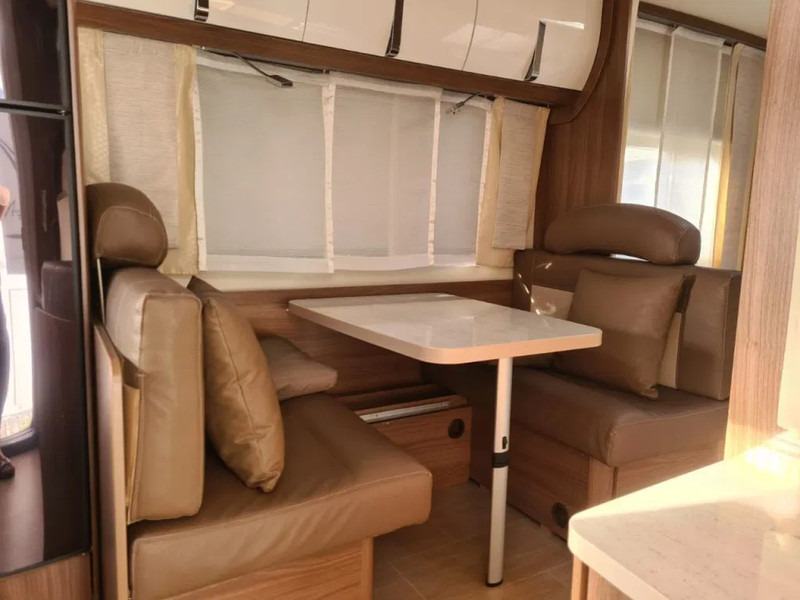 Caravan Bürstner Averso Top 545 TS: picture 18