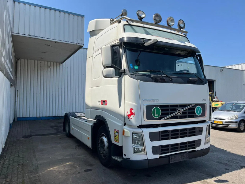 Volvo FH 13 440 , Airco , Globe , Euro 5 - Tractor unit: picture 4 Volvo FH 13 440 , Airco , Globe , Euro 5 - Tractor unit: picture 4