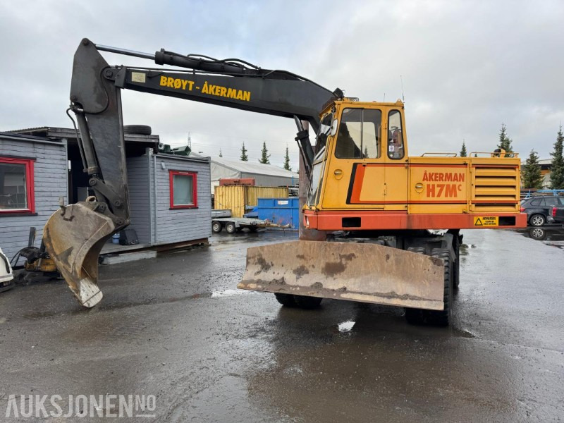 1988 Åkerman H7Mc hjulgraver med skuffe - Excavator: picture 1 1988 Åkerman H7Mc hjulgraver med skuffe - Excavator: picture 1