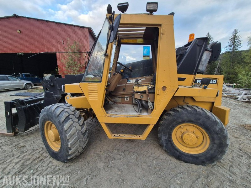 1991 Cat RTC60 teleskoptruck, 4WD, skuffe / personkorg - Telescopic handler: picture 4 1991 Cat RTC60 teleskoptruck, 4WD, skuffe / personkorg - Telescopic handler: picture 4