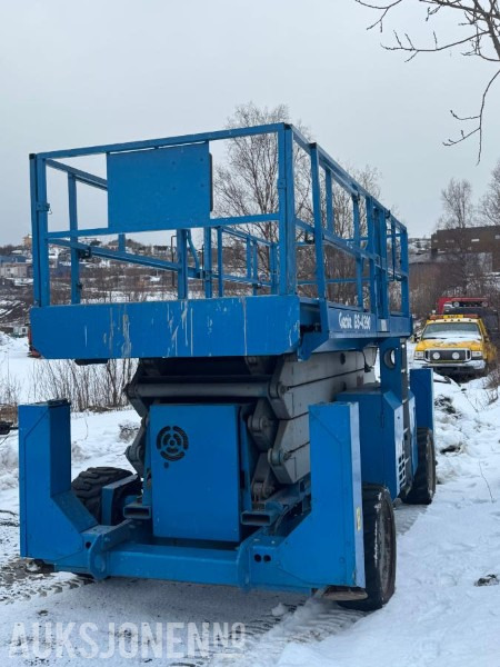 2005 Genie 4390 SAKSLIFT - 3878 Timer - Aerial platform: picture 3 2005 Genie 4390 SAKSLIFT - 3878 Timer - Aerial platform: picture 3