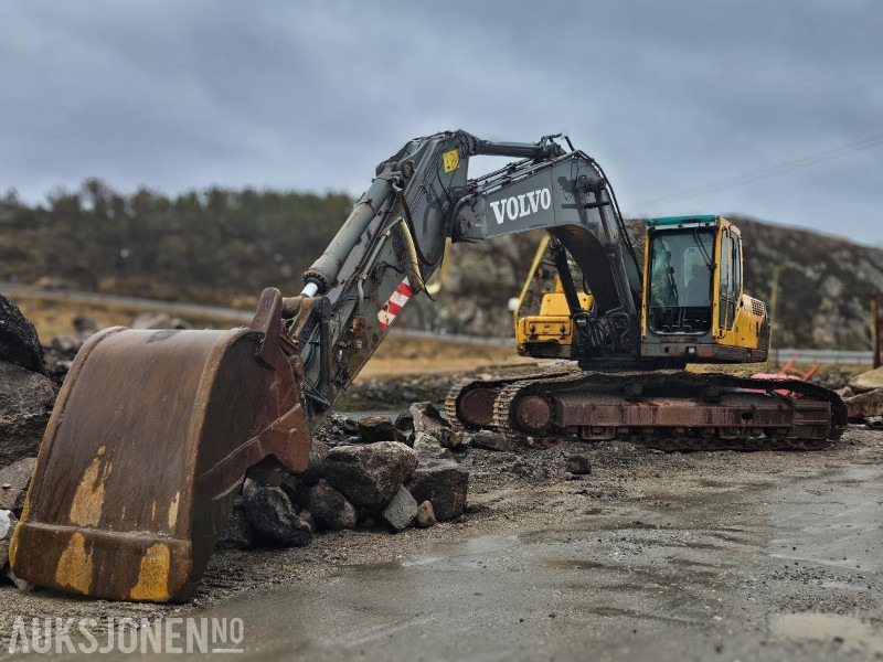 2007 Volvo EC290 BLC gravemaskin med hurtigfeste og skuffe - Excavator: picture 1 2007 Volvo EC290 BLC gravemaskin med hurtigfeste og skuffe - Excavator: picture 1