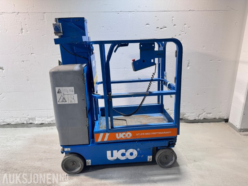 Aerial platform 2011 Genie GRC 12 - 5,5m mastelift: picture 1