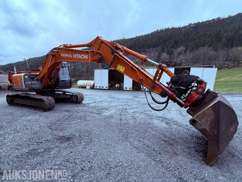 2011 Hitachi ZX210 LC-3 beltegraver KUN 8475 timer - GPS, RT80 Rotortilt, Sentralsmøring - Excavator: picture 2 2011 Hitachi ZX210 LC-3 beltegraver KUN 8475 timer - GPS, RT80 Rotortilt, Sentralsmøring - Excavator: picture 2
