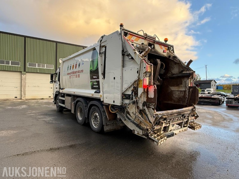2011 Volvo FM330 6X2 Komprimatorbil 22M3 - Strøere - Baklaster - 353908KM - Garbage truck: picture 3 2011 Volvo FM330 6X2 Komprimatorbil 22M3 - Strøere - Baklaster - 353908KM - Garbage truck: picture 3