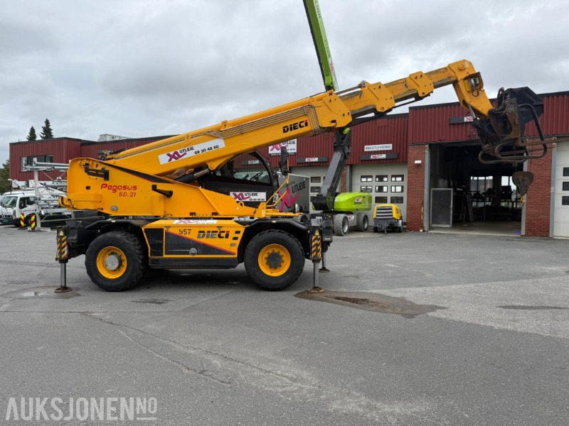 2016 Dieci PEGASUS 50.21 RUNDTOMSVINGENDE TELESKOPTRUCK M/PALLEGAFLER OG SKUFF - SERVICEHISTORIKK - Telescopic handler: picture 3 2016 Dieci PEGASUS 50.21 RUNDTOMSVINGENDE TELESKOPTRUCK M/PALLEGAFLER OG SKUFF - SERVICEHISTORIKK - Telescopic handler: picture 3