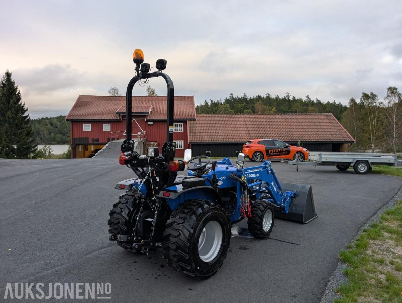 2023 Solis 26 traktor 4wd Frontlaster Snøskuffe Totrinns snøfres 130 timer - Farm tractor: picture 3 2023 Solis 26 traktor 4wd Frontlaster Snøskuffe Totrinns snøfres 130 timer - Farm tractor: picture 3