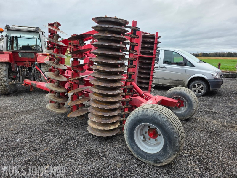 2010 HE-VA skålharv 4 m bredde - Agricultural machinery: picture 4 2010 HE-VA skålharv 4 m bredde - Agricultural machinery: picture 4