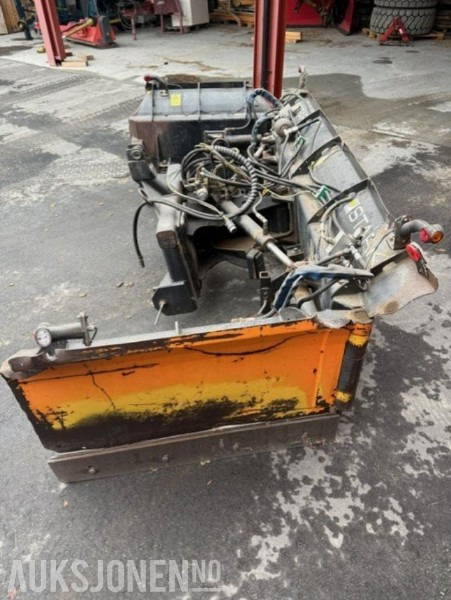 2011 Stark ua 4800 Stark UA 4800 - Agricultural machinery: picture 4 2011 Stark ua 4800 Stark UA 4800 - Agricultural machinery: picture 4