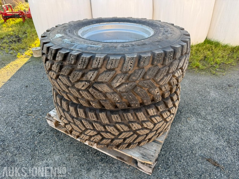 2018 Nokian Hakkapeliitta Traktordekk 480/80R38 og 440/80R24 m/pigg og seiping - Agricultural machinery: picture 2 2018 Nokian Hakkapeliitta Traktordekk 480/80R38 og 440/80R24 m/pigg og seiping - Agricultural machinery: picture 2