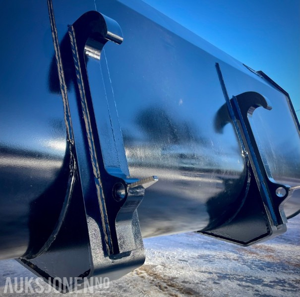 TRAKTORSKUFF 240 CM MED TRIMA/SMS FESTE - Agricultural machinery: picture 3 TRAKTORSKUFF 240 CM MED TRIMA/SMS FESTE - Agricultural machinery: picture 3