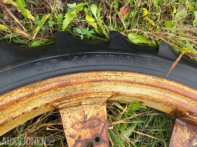 TVILLING HJUL OG SPRØYTEHJUL TIL TRAKTOR - Agricultural machinery: picture 5 TVILLING HJUL OG SPRØYTEHJUL TIL TRAKTOR - Agricultural machinery: picture 5