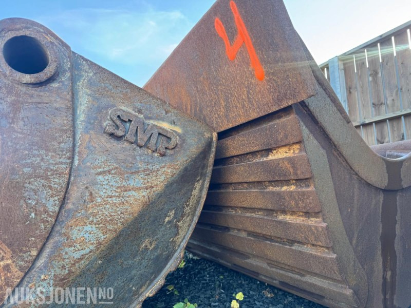2015 SMP hydraulisk pusseskuffe S90 feste - Attachment for Construction machinery: picture 2 2015 SMP hydraulisk pusseskuffe S90 feste - Attachment for Construction machinery: picture 2