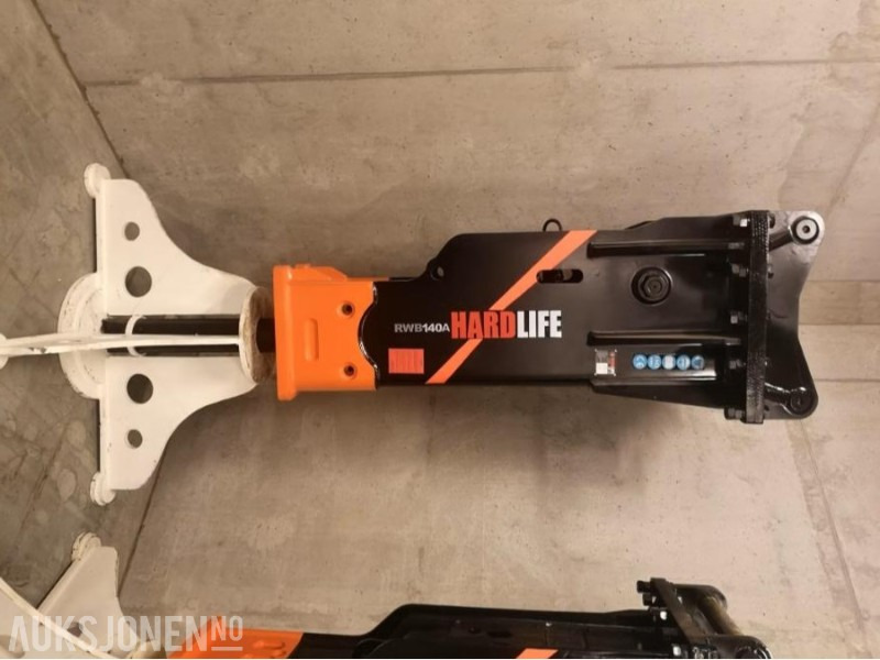 2025 Hardlife RWB 140 Pigghammer med 2 spett - Attachment for Construction machinery: picture 1 2025 Hardlife RWB 140 Pigghammer med 2 spett - Attachment for Construction machinery: picture 1