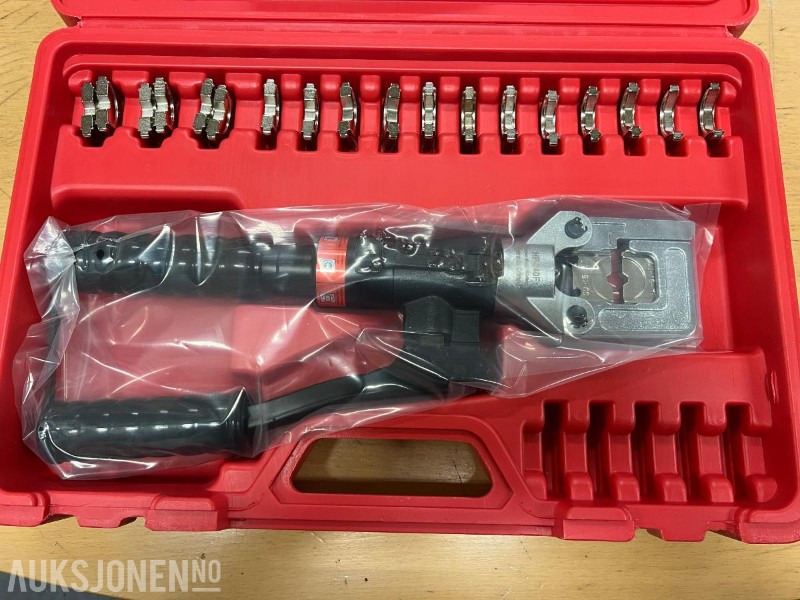 Hydraulisk Presstang for C-Press og kabelsko- Ny/Ubrukt - ingen minstepris - Attachment for Construction machinery: picture 1 Hydraulisk Presstang for C-Press og kabelsko- Ny/Ubrukt - ingen minstepris - Attachment for Construction machinery: picture 1