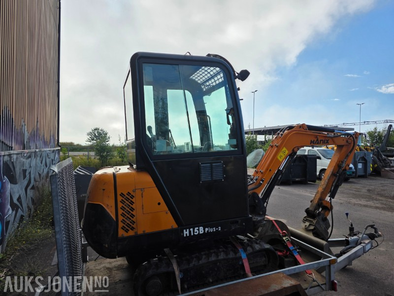 Hanix H15B plus-2 minigraver + BM Maskinhenger - Skuff - Graveskuff - Smalskuff - Belteforskyver - Mini excavator: picture 4 Hanix H15B plus-2 minigraver + BM Maskinhenger - Skuff - Graveskuff - Smalskuff - Belteforskyver - Mini excavator: picture 4
