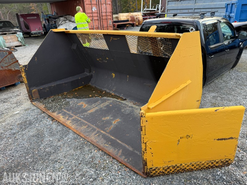 Klappvingeskuffe - BM feste - Loader bucket: picture 5 Klappvingeskuffe - BM feste - Loader bucket: picture 5