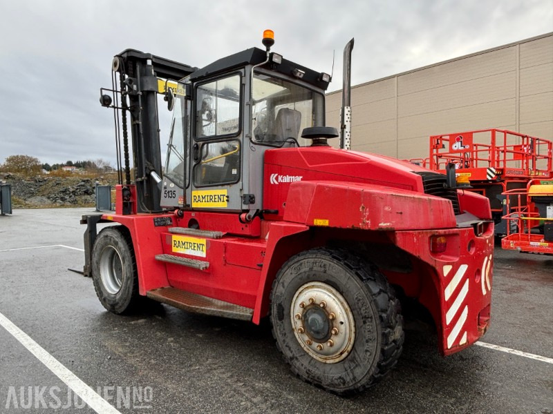2010 Kalmar 10T Truck DCE 100-6. 5500timer. Nye Gaffler. - Material handling equipment: picture 4 2010 Kalmar 10T Truck DCE 100-6. 5500timer. Nye Gaffler. - Material handling equipment: picture 4