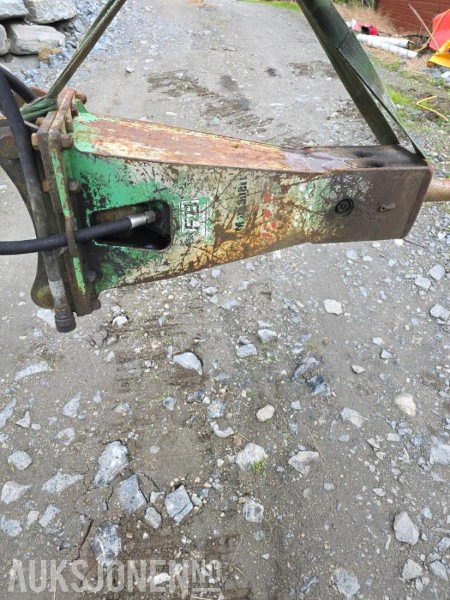 Pigghammer - Montabert 125 SX med s50 feste - Construction equipment: picture 4 Pigghammer - Montabert 125 SX med s50 feste - Construction equipment: picture 4