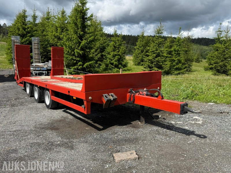 2012 Predator 3-akslet maskinsemi / 20t nyttelast / maskinhenger / kjøreramper - Trailer: picture 3 2012 Predator 3-akslet maskinsemi / 20t nyttelast / maskinhenger / kjøreramper - Trailer: picture 3