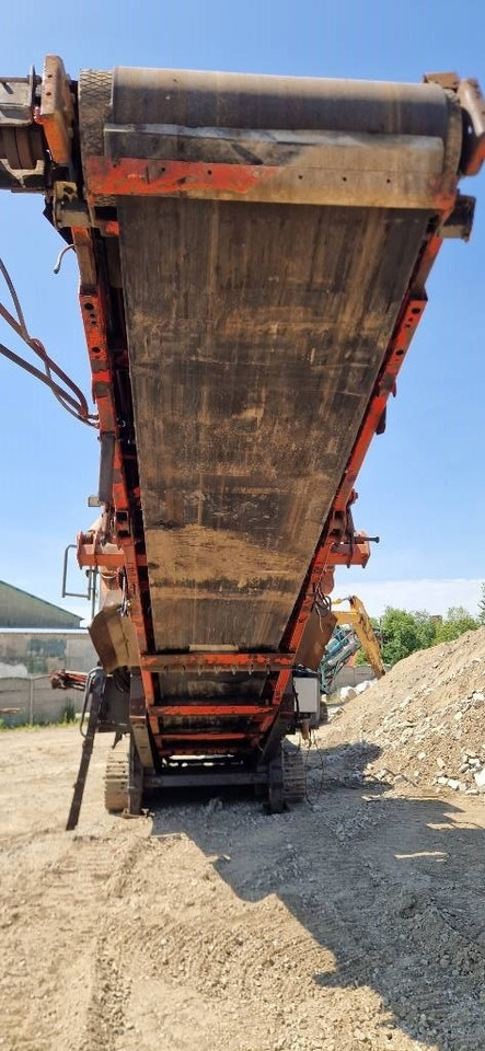 Mobile crusher Sandvik QJ 341: picture 8
