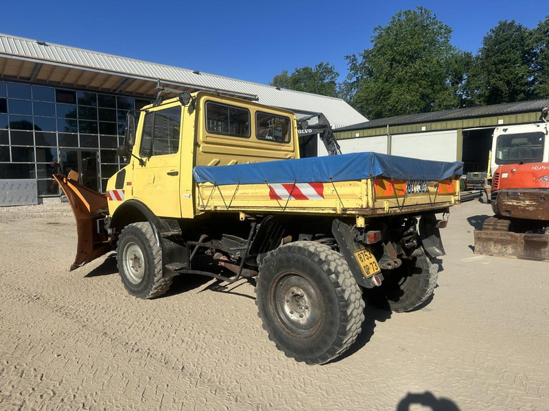 Mercedes-Benz Unimog U 1000 32.883km // ORIGINAL MILEAGE - Snow removal vehicle: picture 5 Mercedes-Benz Unimog U 1000 32.883km // ORIGINAL MILEAGE - Snow removal vehicle: picture 5
