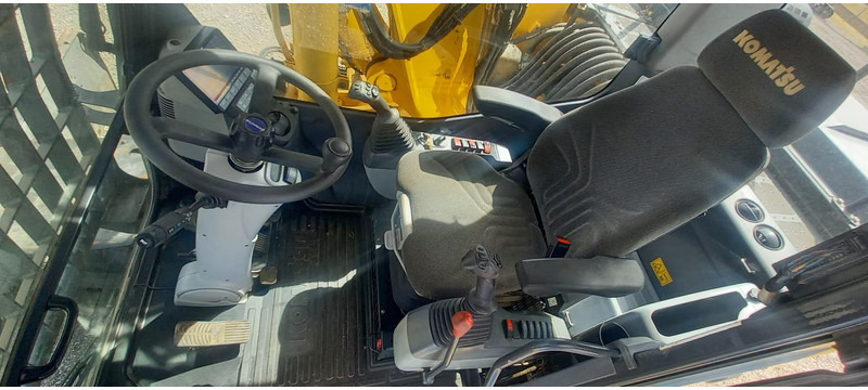 Wheel excavator Komatsu PW180-10: picture 15