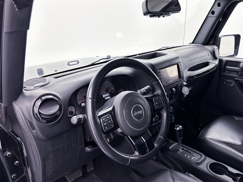 Jeep Wrangler 2.8 CRD Night Eagle Grijs Kenteken Cruise Control Navigatie Airco Trekhaak 4X4 Alpine Audio - Small van: picture 5 Jeep Wrangler 2.8 CRD Night Eagle Grijs Kenteken Cruise Control Navigatie Airco Trekhaak 4X4 Alpine Audio - Small van: picture 5