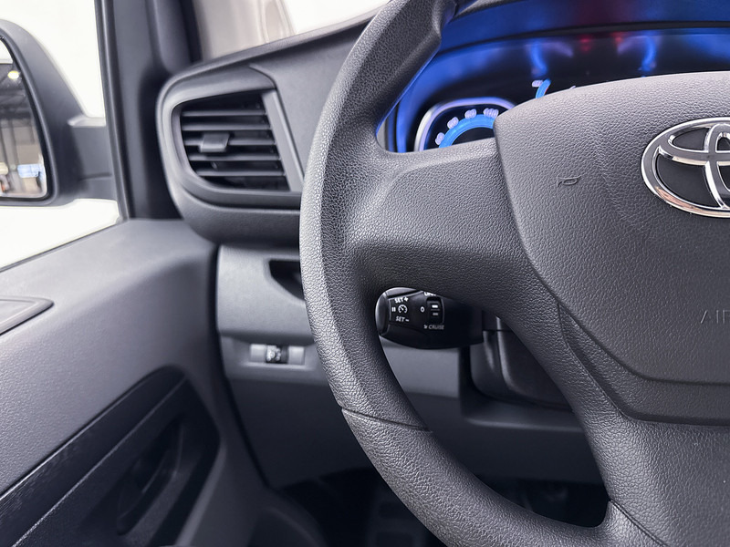 Lease a Toyota PROACE Electric Worker Extra Range Cool Long 330 KM Actieradius WLTP Cruise Control Betimmering Toyota PROACE Electric Worker Extra Range Cool Long 330 KM Actieradius WLTP Cruise Control Betimmering: picture 19