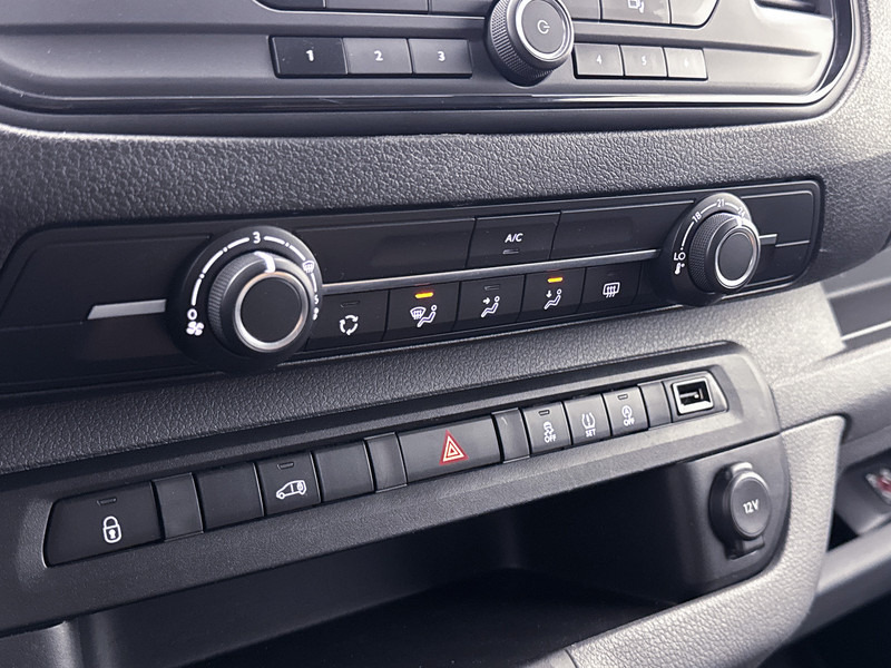 Small van Toyota ProAce Worker 1.6 D-4D L2 Cool Comfort Betimmering Airco Sidebars Cruise Control: picture 9