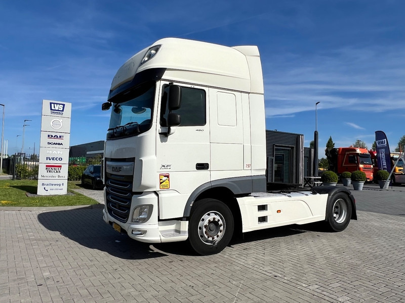 Tractor unit DAF XF 460 4x2 Trekker SSC / 2x Tank / full spoiler: picture 1
