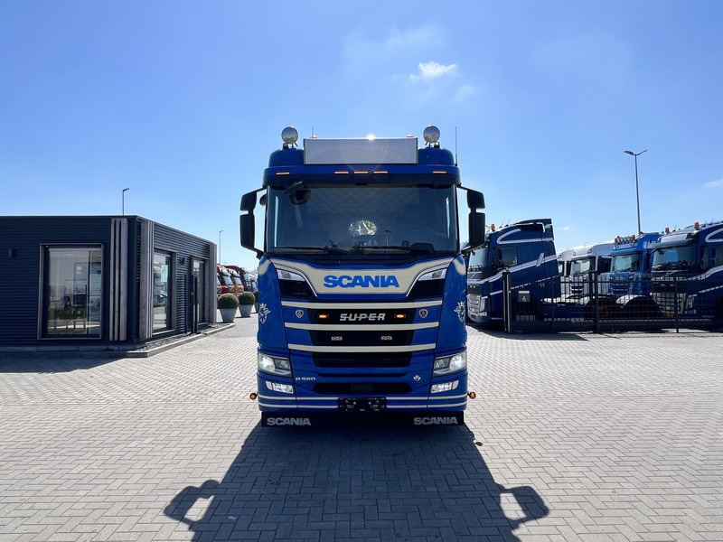 Scania R580 V8 6x2 trekker Retarder / Hydraulic / ADR / Full Air - Tractor unit: picture 2 Scania R580 V8 6x2 trekker Retarder / Hydraulic / ADR / Full Air - Tractor unit: picture 2