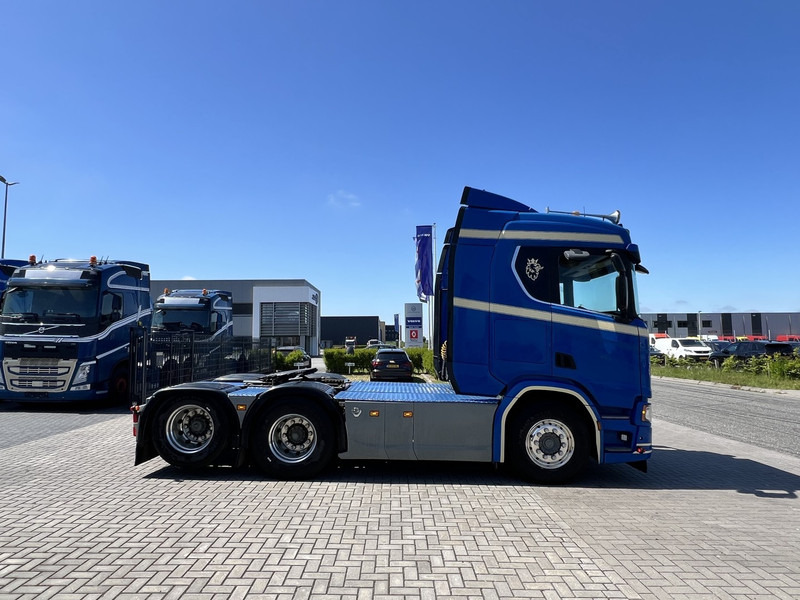 Scania R580 V8 6x2 trekker Retarder / Hydraulic / ADR / Full Air - Tractor unit: picture 4 Scania R580 V8 6x2 trekker Retarder / Hydraulic / ADR / Full Air - Tractor unit: picture 4