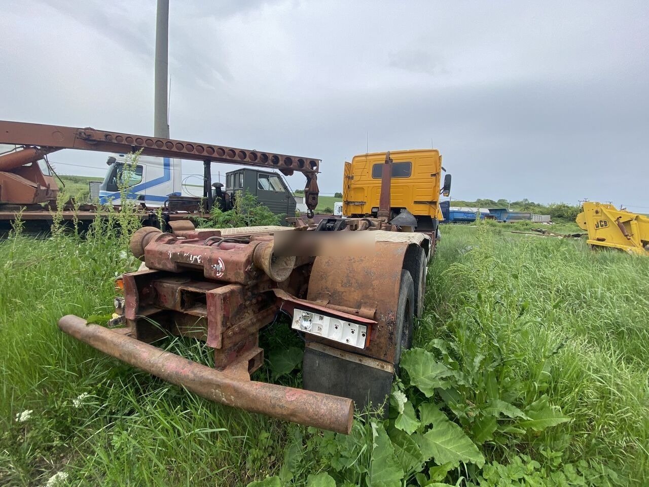 Volvo  - Hook lift truck: picture 4 Volvo  - Hook lift truck: picture 4