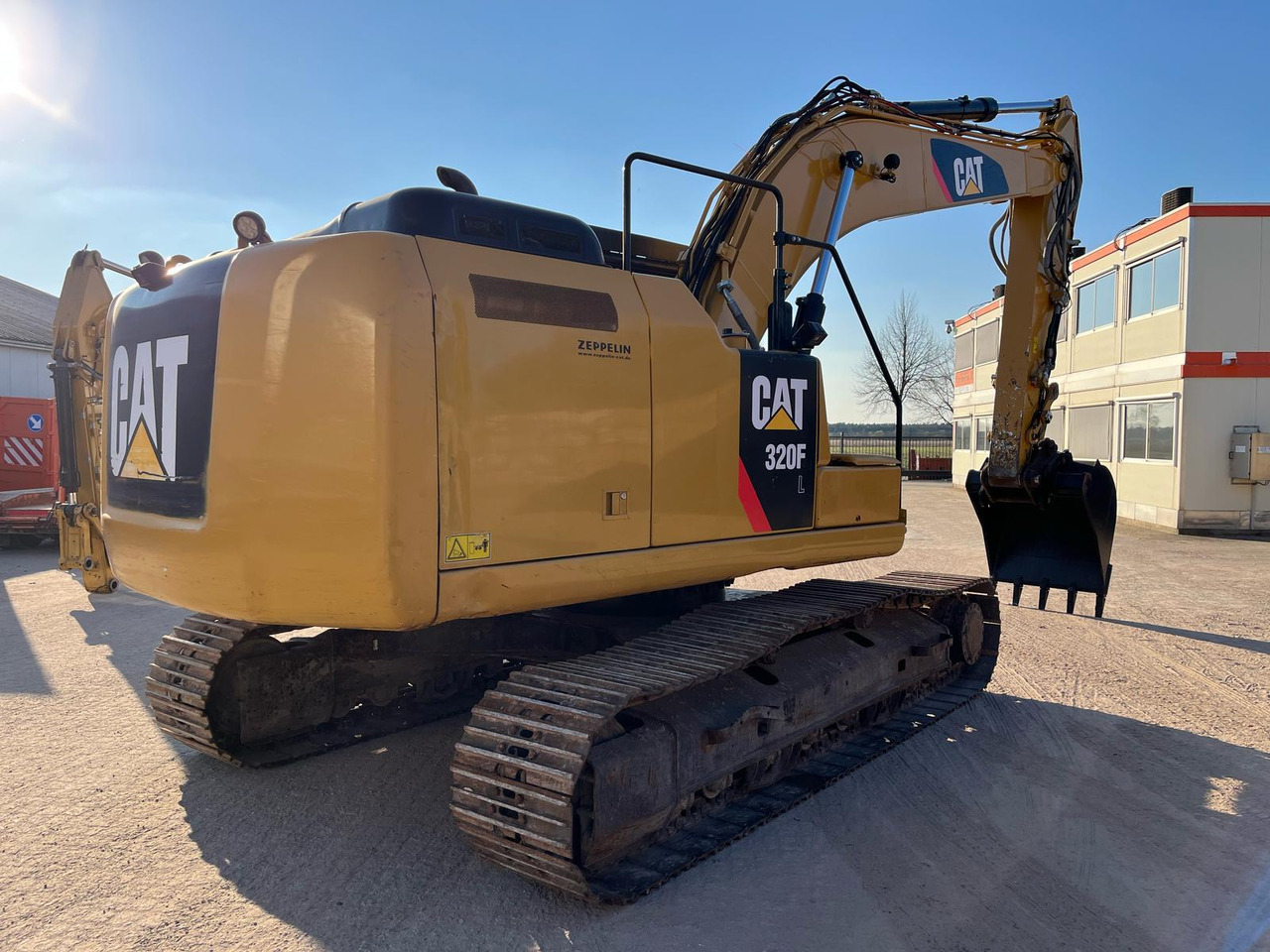 Caterpillar 320FL - Crawler excavator: picture 3 Caterpillar 320FL - Crawler excavator: picture 3