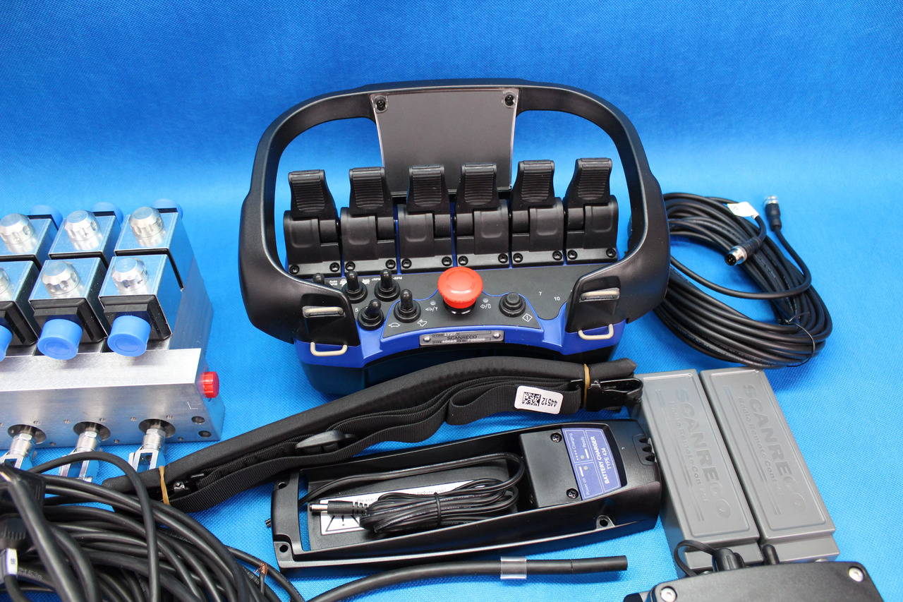 Scanreco RC400 G2B 6 Functions + Retrofit Kit for crane with valve without solenoids Fassi Hiab Palfinger 12/24V - Construction machinery: picture 3 Scanreco RC400 G2B 6 Functions + Retrofit Kit for crane with valve without solenoids Fassi Hiab Palfinger 12/24V - Construction machinery: picture 3