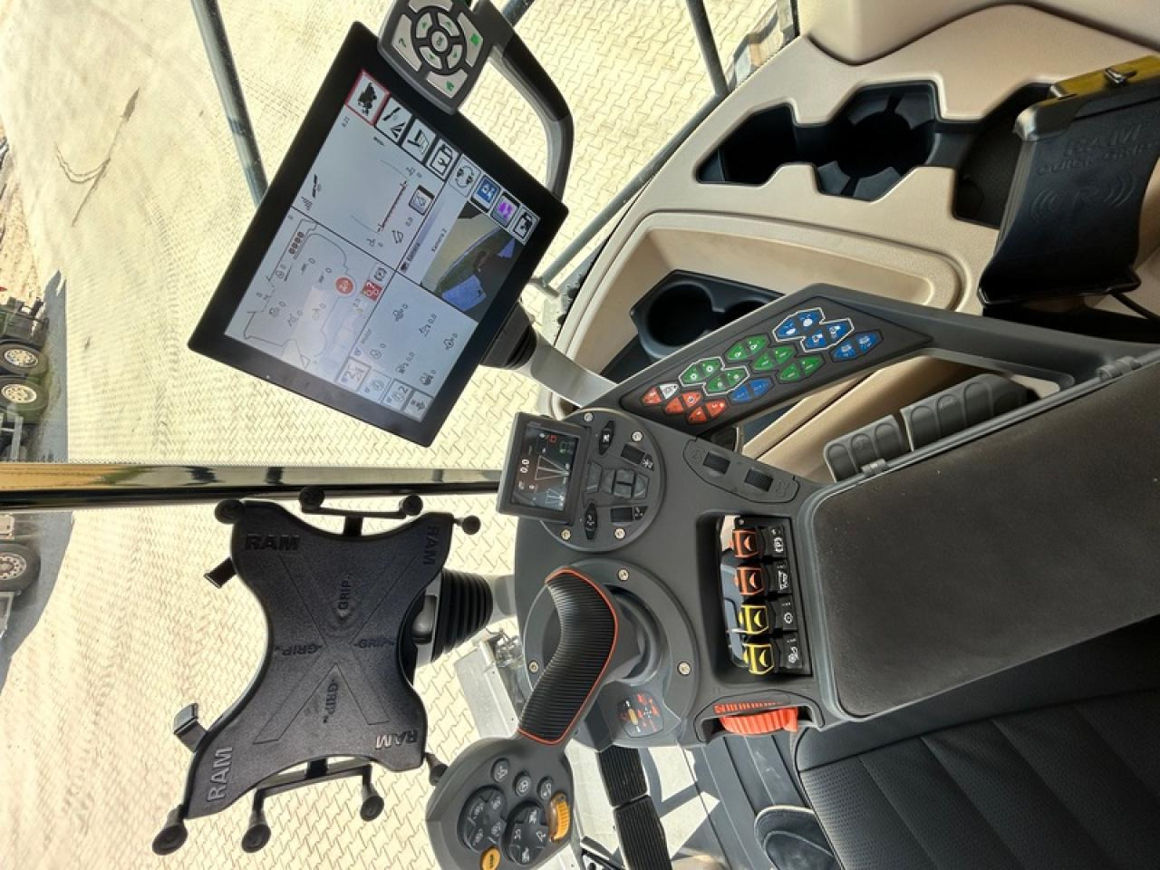 Fendt AKTIONIDEAL 8T NEUMASCHINE - Combine harvester: picture 5 Fendt AKTIONIDEAL 8T NEUMASCHINE - Combine harvester: picture 5