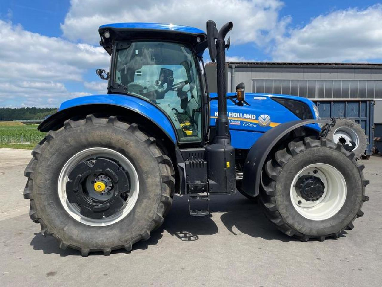 New Holland T 7.270 AUTOCOMMAND - Farm tractor: picture 4 New Holland T 7.270 AUTOCOMMAND - Farm tractor: picture 4