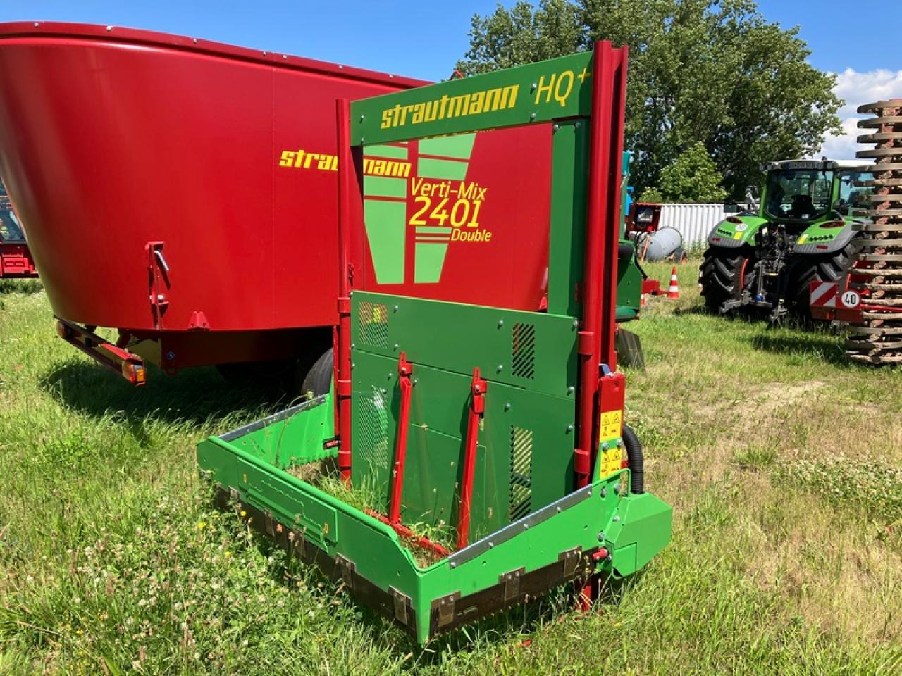 Strautmann SILOBLOCKSCHNEIDER HQ PLUS 2200 - Silage equipment: picture 5 Strautmann SILOBLOCKSCHNEIDER HQ PLUS 2200 - Silage equipment: picture 5