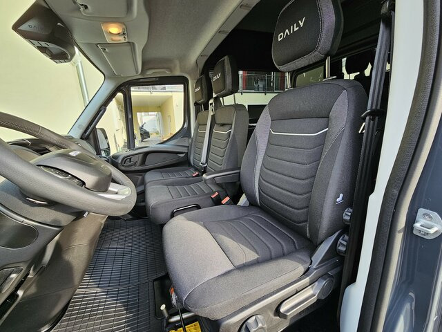 IVECO Daily 35S18HA8V DOKA Snoeks Mixto Hi-Matic 16m³ - Panel van, Combi van: picture 4 IVECO Daily 35S18HA8V DOKA Snoeks Mixto Hi-Matic 16m³ - Panel van, Combi van: picture 4