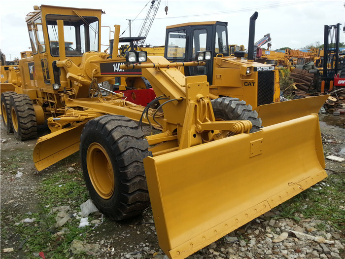 CAT 140H Grader - Grader: picture 2 CAT 140H Grader - Grader: picture 2