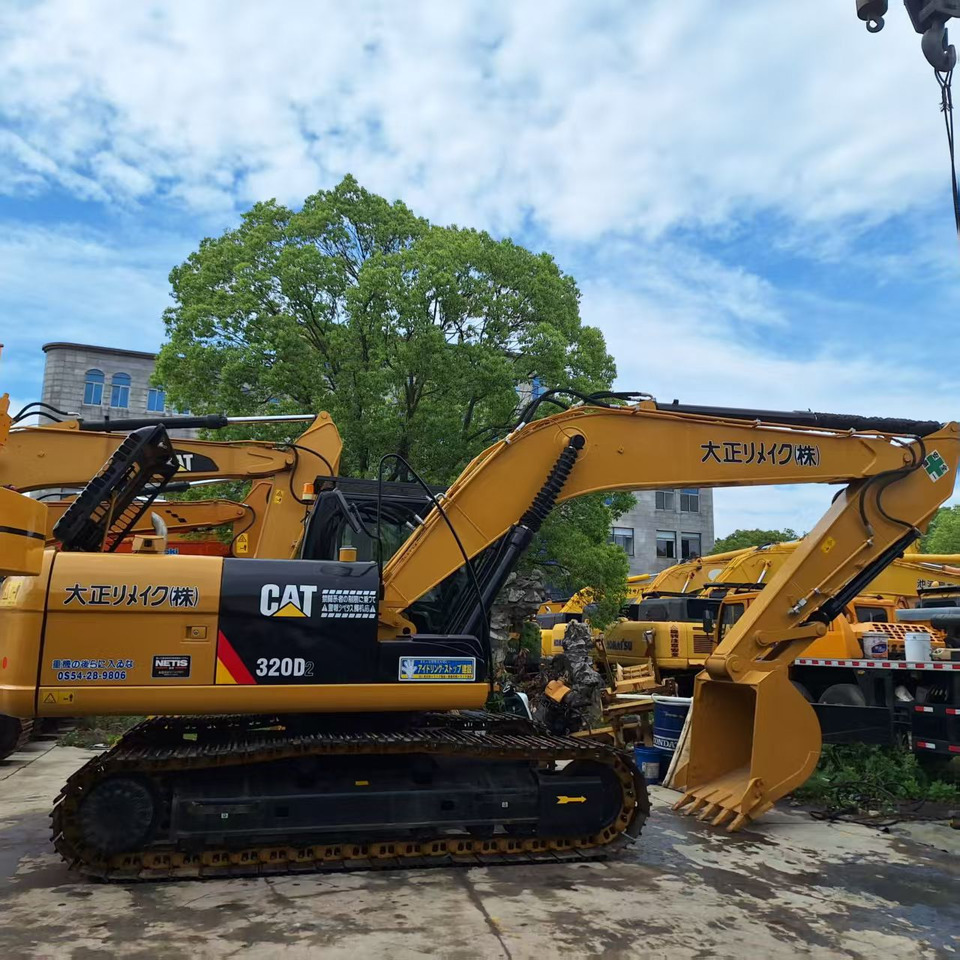 CAT 320D2 Excavator - Crawler excavator: picture 2 CAT 320D2 Excavator - Crawler excavator: picture 2