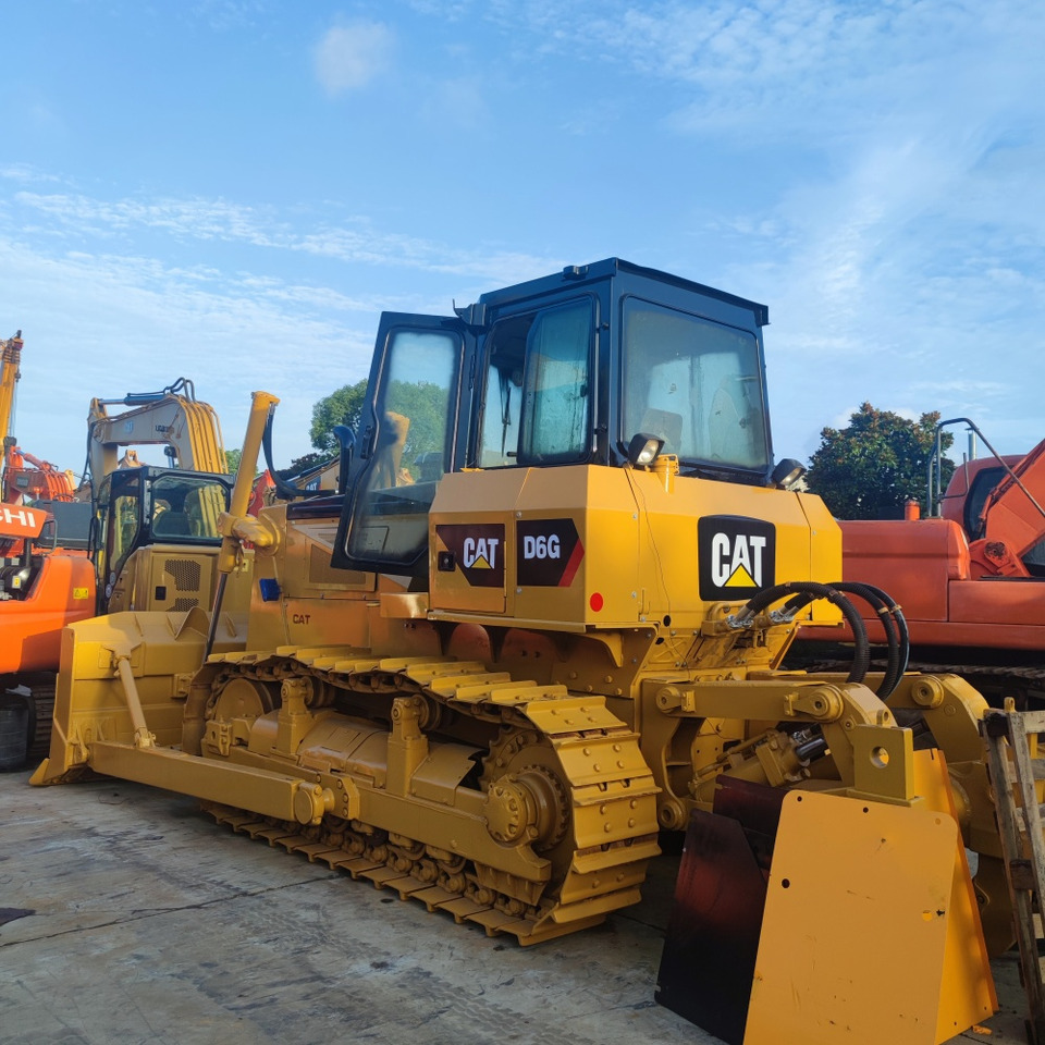 CAT D6G Bulldozer - Bulldozer: picture 3 CAT D6G Bulldozer - Bulldozer: picture 3