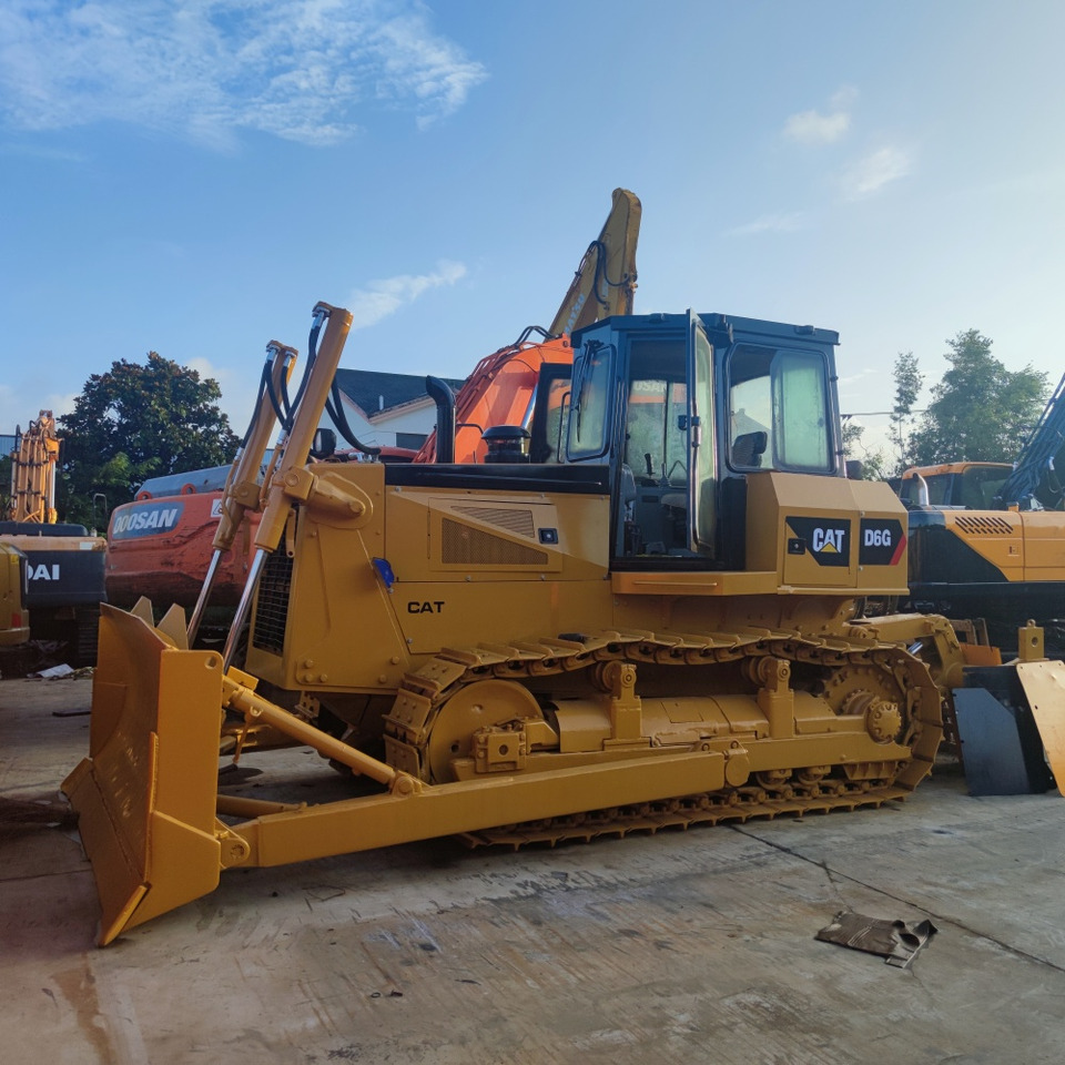 CAT D6G Bulldozer - Bulldozer: picture 1 CAT D6G Bulldozer - Bulldozer: picture 1