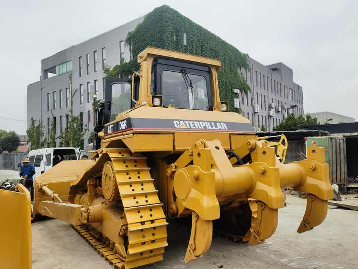 Caterpillar D6R Crawler Tractor Caterpillar Japan Origin D6R Used Bulldozer CAT CHCEAP For Sale - Bulldozer: picture 3 Caterpillar D6R Crawler Tractor Caterpillar Japan Origin D6R Used Bulldozer CAT CHCEAP For Sale - Bulldozer: picture 3